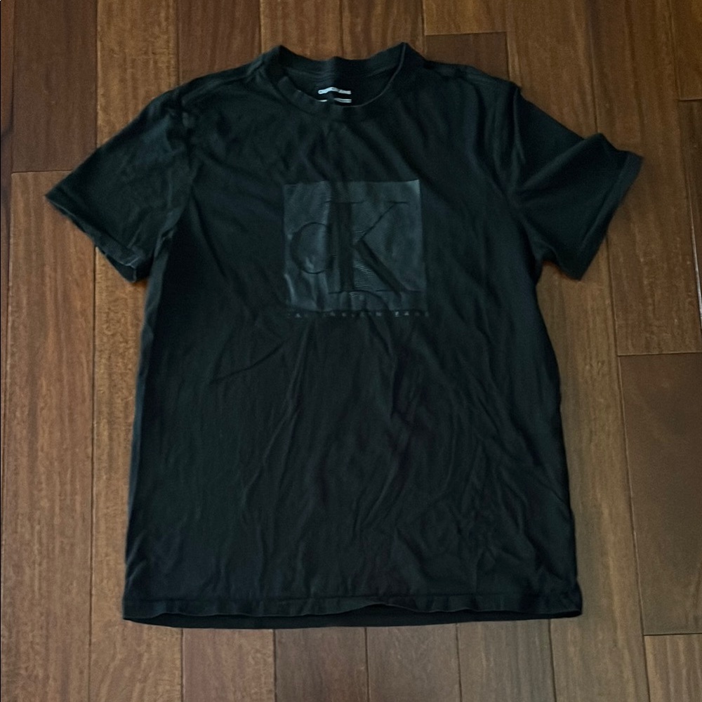 Calvin Klein Black Short Sleeve Tee with Graphic